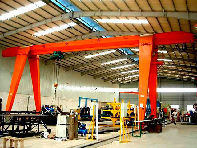 山東起重機廠家,山東巨人重工機械有限公司